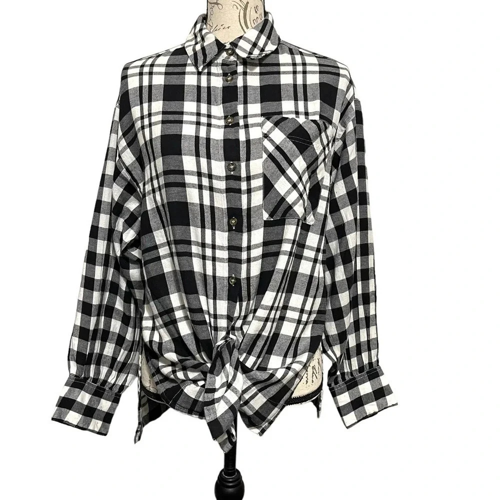 Topshop Check‎ Murphy Button Down Shirt Size 4-6 NWT
